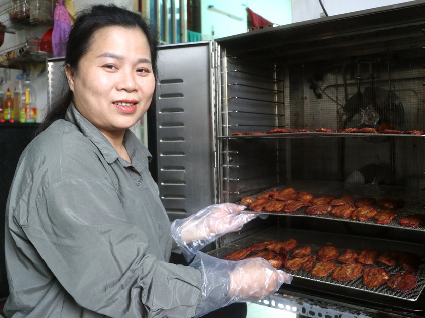 Thu nhập ổn định nhờ chế biến trái cây sấy  ảnh 2