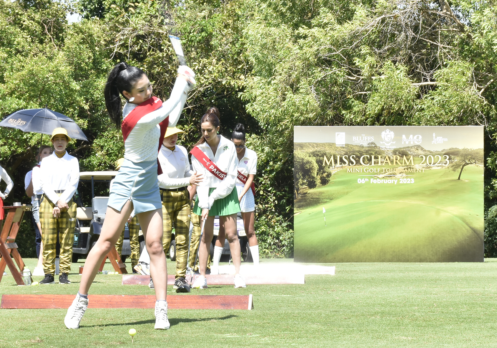 Bà Rịa - Vũng Tàu: Duy trì sức hút du lịch ven biển Dàn thí sinh Miss Charm 2023 quảng bá cho Tổ hợp nghỉ dưỡng The Grand Hồ Tràm Strip đầu tháng 2.