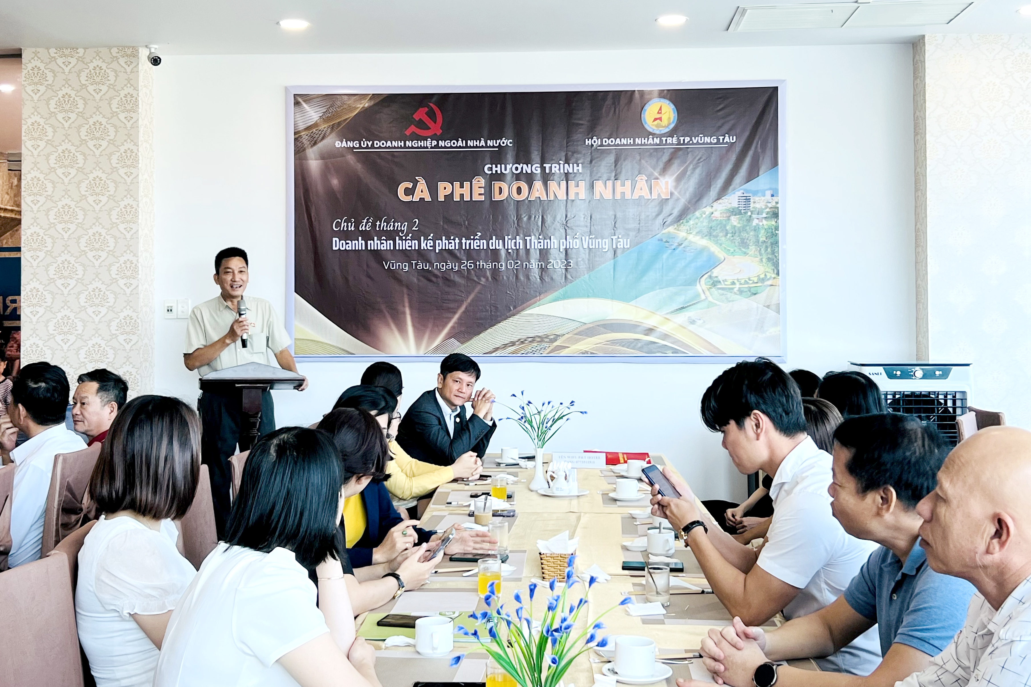 Doanh nhân hiến kế phát triển du lịch Doanh nhân hiến kế phát triển du lịch