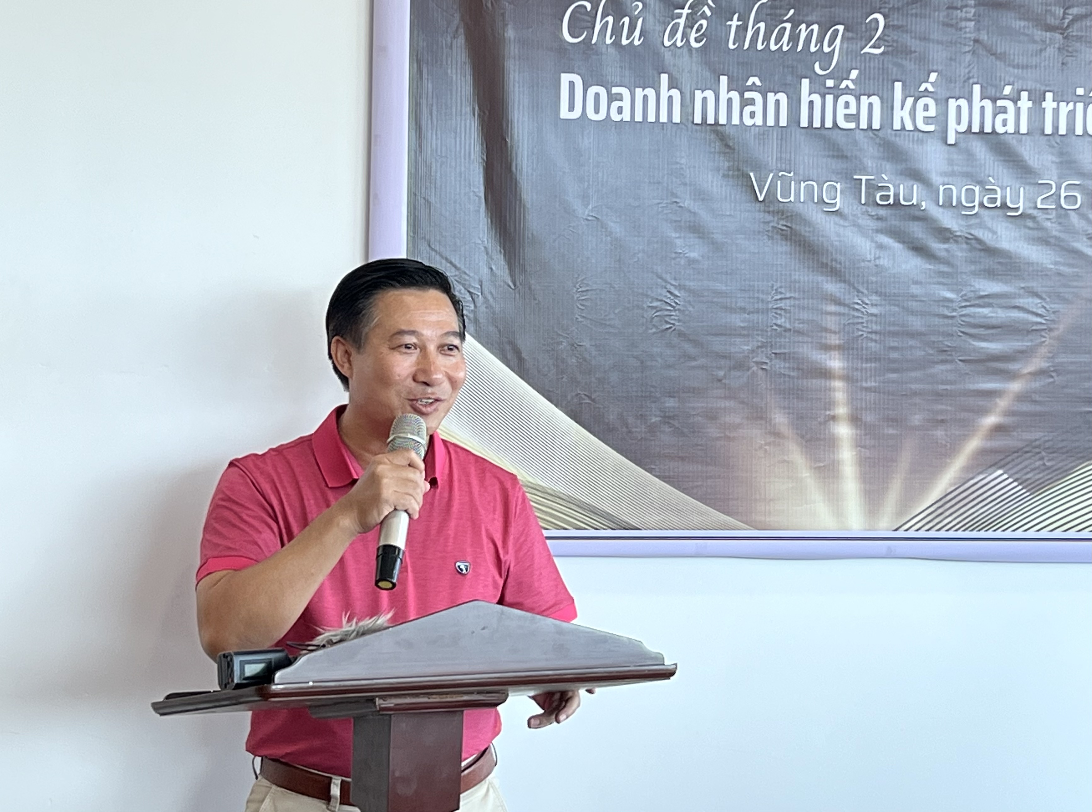 Doanh nhân hiến kế phát triển du lịch Doanh nhân hiến kế phát triển du lịch