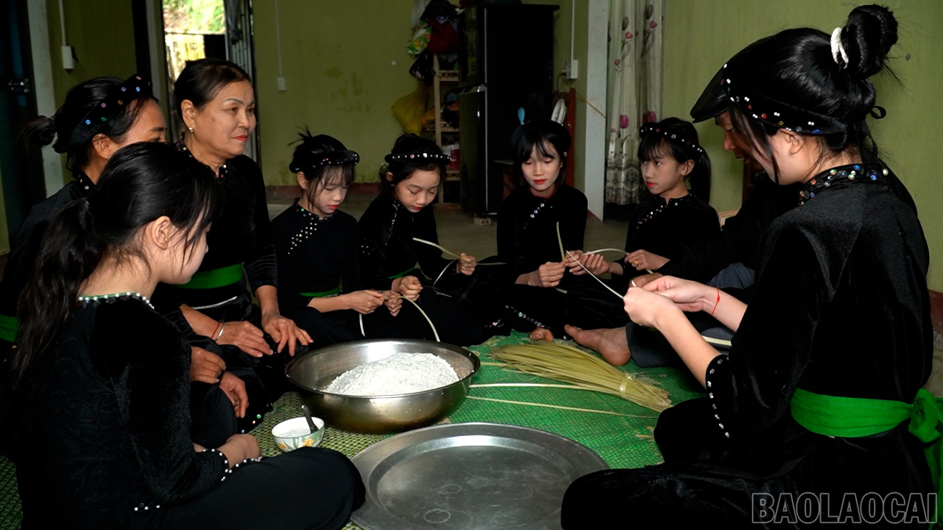 Lào Cai: Giữ hương tết người Tày Hưng Khánh Lào Cai: Giữ hương tết người Tày Hưng Khánh