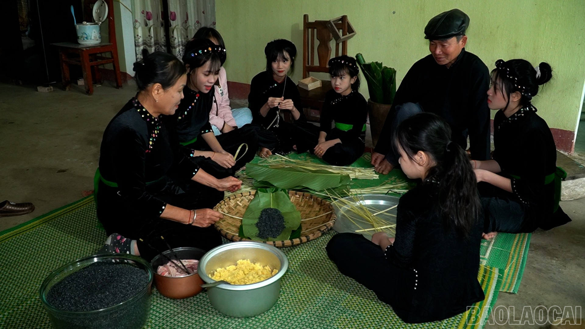 Lào Cai: Giữ hương tết người Tày Hưng Khánh Lào Cai: Giữ hương tết người Tày Hưng Khánh
