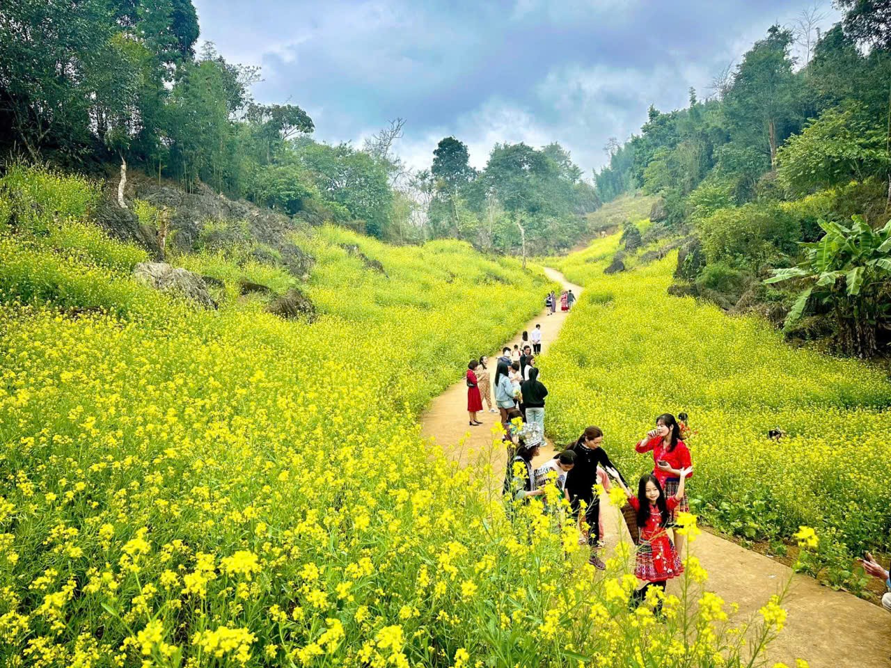 Lào Cai: Văn Chấn phát huy thế mạnh du lịch