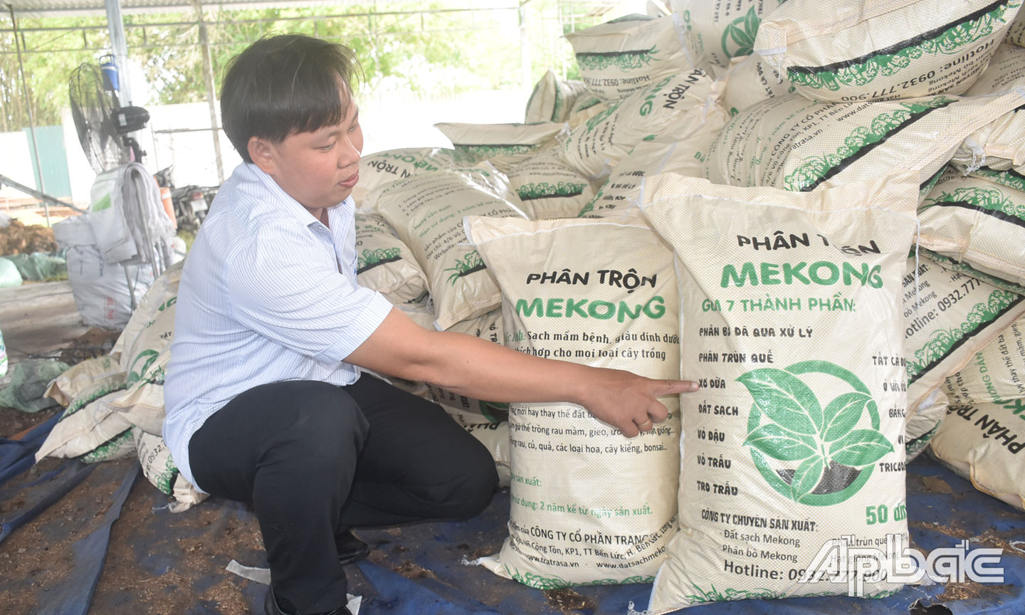 Tiền Giang: Kỹ sư Nguyễn Công Vinh với ước mơ kiến tạo nền nông nghiệp sạch Tiền Giang: Kỹ sư Nguyễn Công Vinh với ước mơ kiến tạo nền nông nghiệp sạch