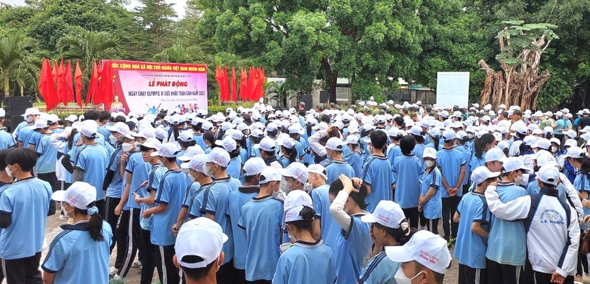 Gia Lai: Đức Cơ gần 700 người chạy Olympic vì sức khỏe toàn dân Đức Cơ: Gần 700 người chạy Olympic vì sức khỏe toàn dân ảnh 1