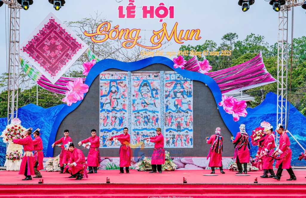 Quảng Ninh: Lễ hội Sóng Mun của người Dao ở Hải Hà