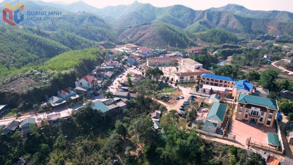 Quảng Ninh: "Đòn bẩy" thúc đẩy vùng cao Hạ Long phát triển Quảng Ninh: "Đòn bẩy" thúc đẩy vùng cao Hạ Long phát triển