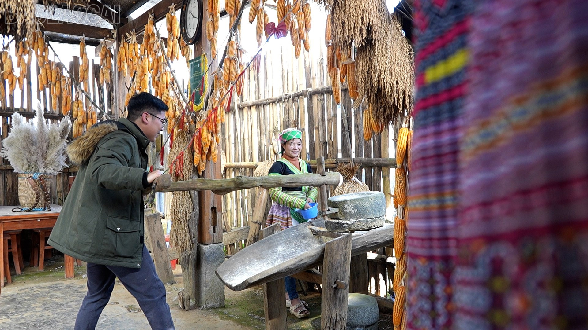Lào Cai: Ánh sáng ở bản mây