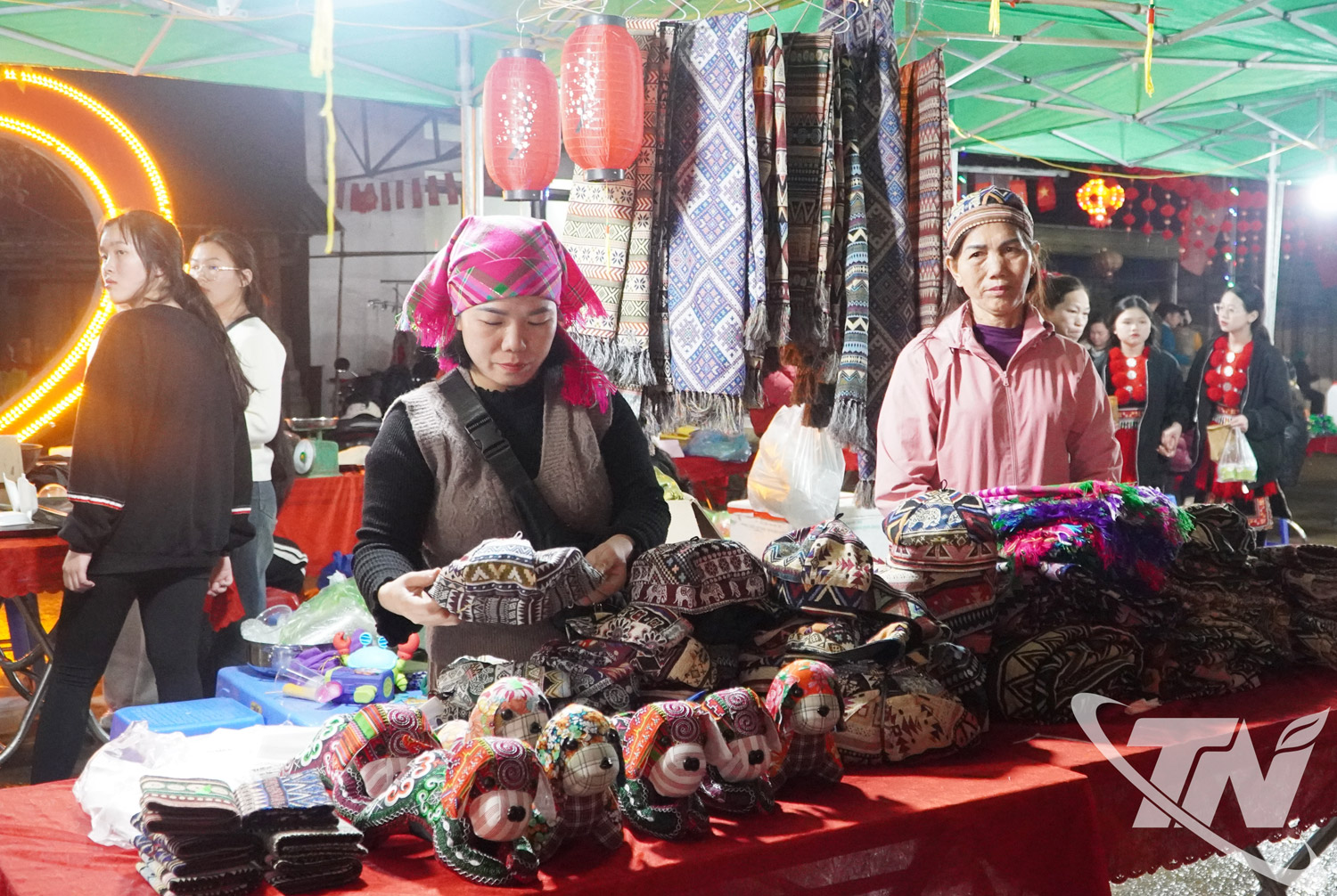 Thái Nguyên: Chợ đêm Na Rì