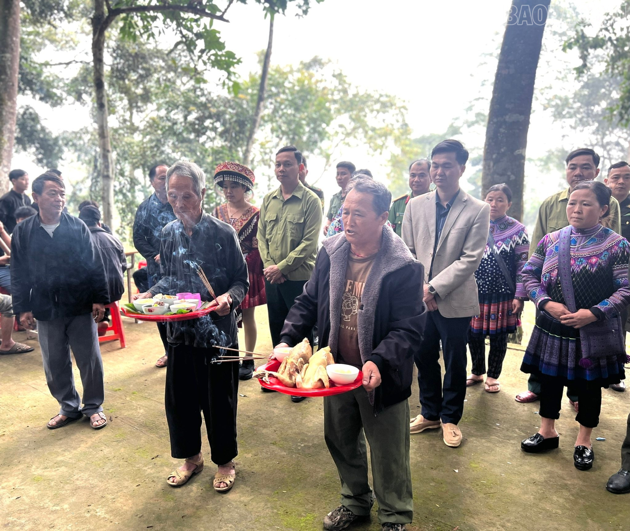 Lào Cai: Nét đẹp cúng rừng của người Mông Tổng Kim