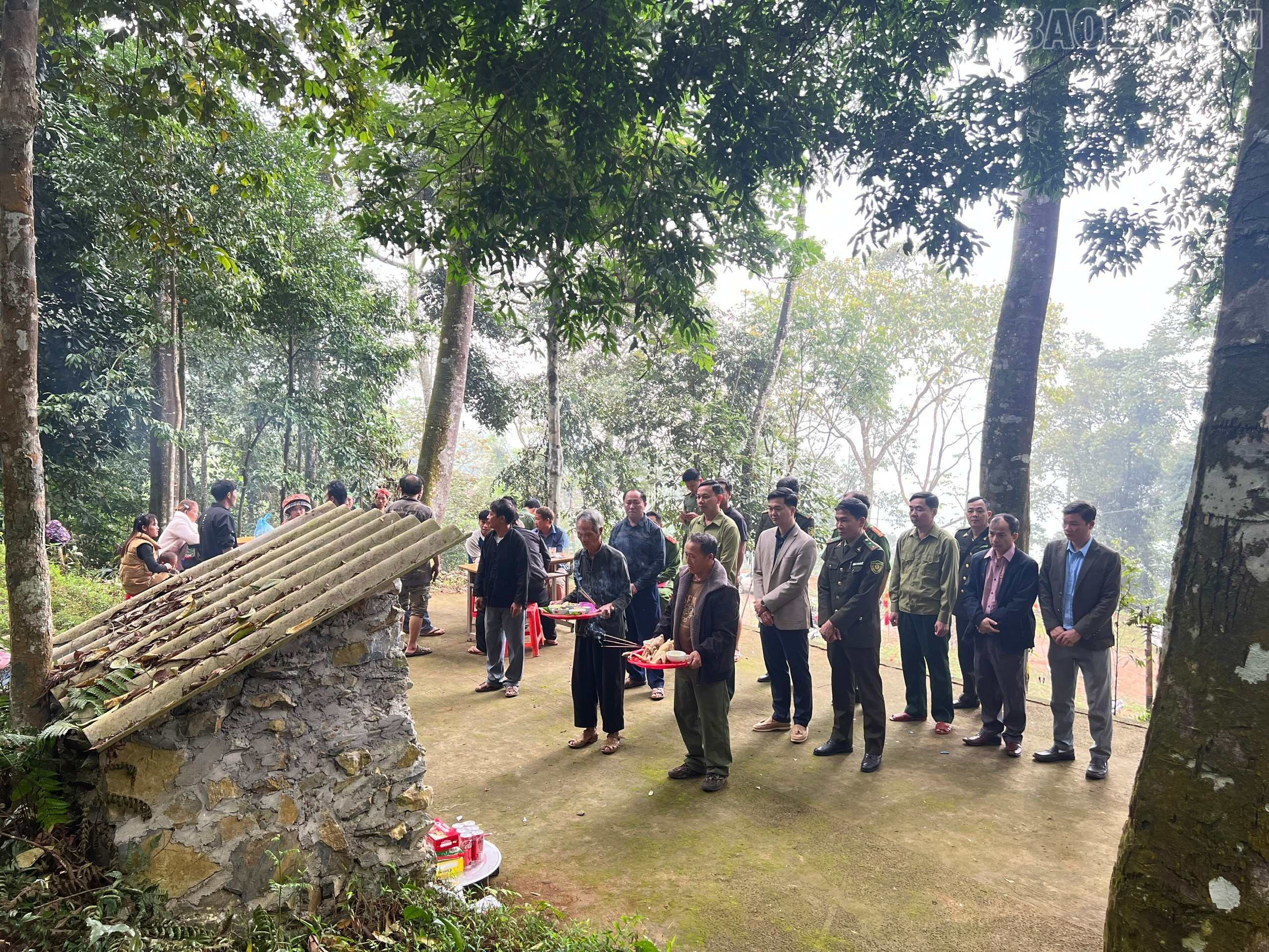 Lào Cai: Nét đẹp cúng rừng của người Mông Tổng Kim