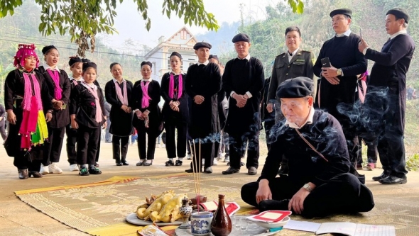 Nét đẹp cúng rừng của đồng bào vùng cao Lào Cai