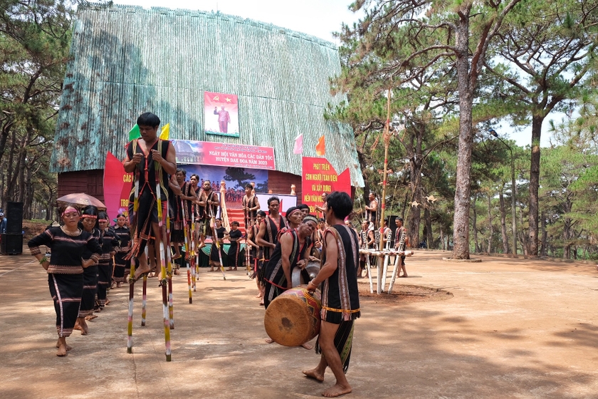 Ngày hội văn hóa các dân tộc huyện Đak Đoa ảnh 7