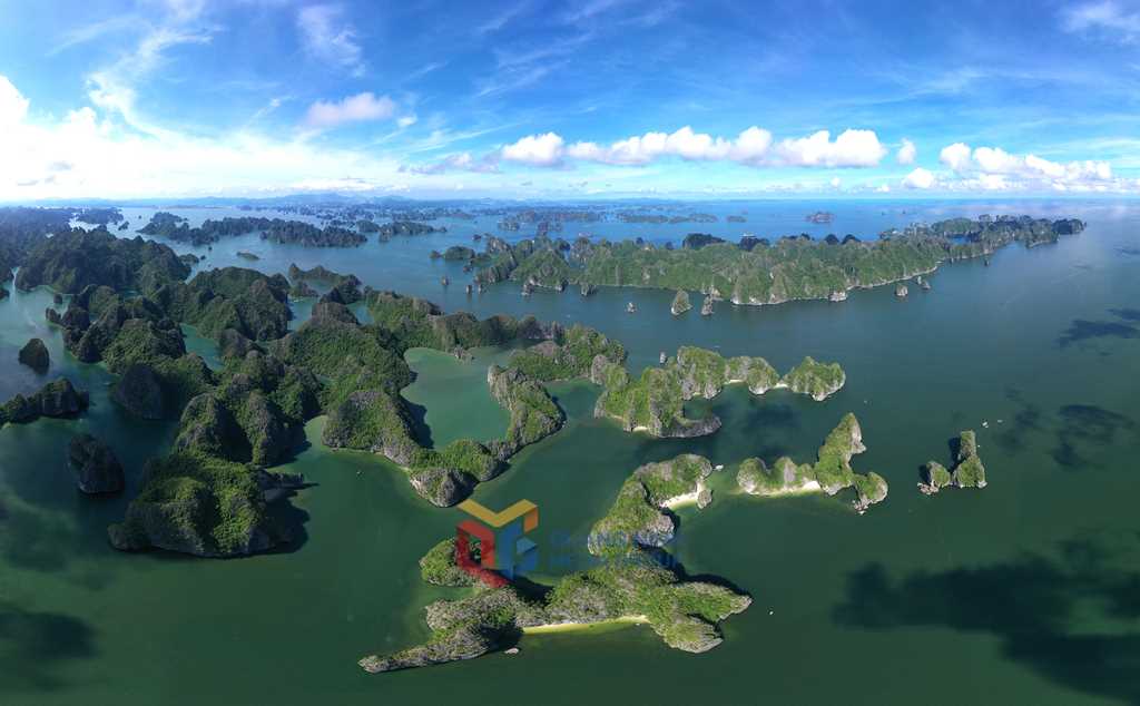 Vịnh Bái Tử Long - biểu tượng mới của du lịch Quảng Ninh Vịnh Bái Tử Long - biểu tượng mới của du lịch Quảng Ninh