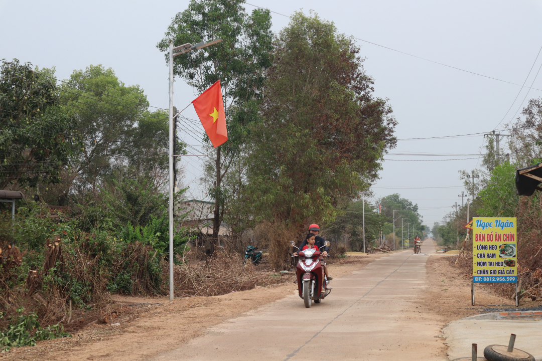 Đắk Lắk: Những công trình thắp sáng vùng quê biên giới Đắk Lắk: Những công trình thắp sáng vùng quê biên giới