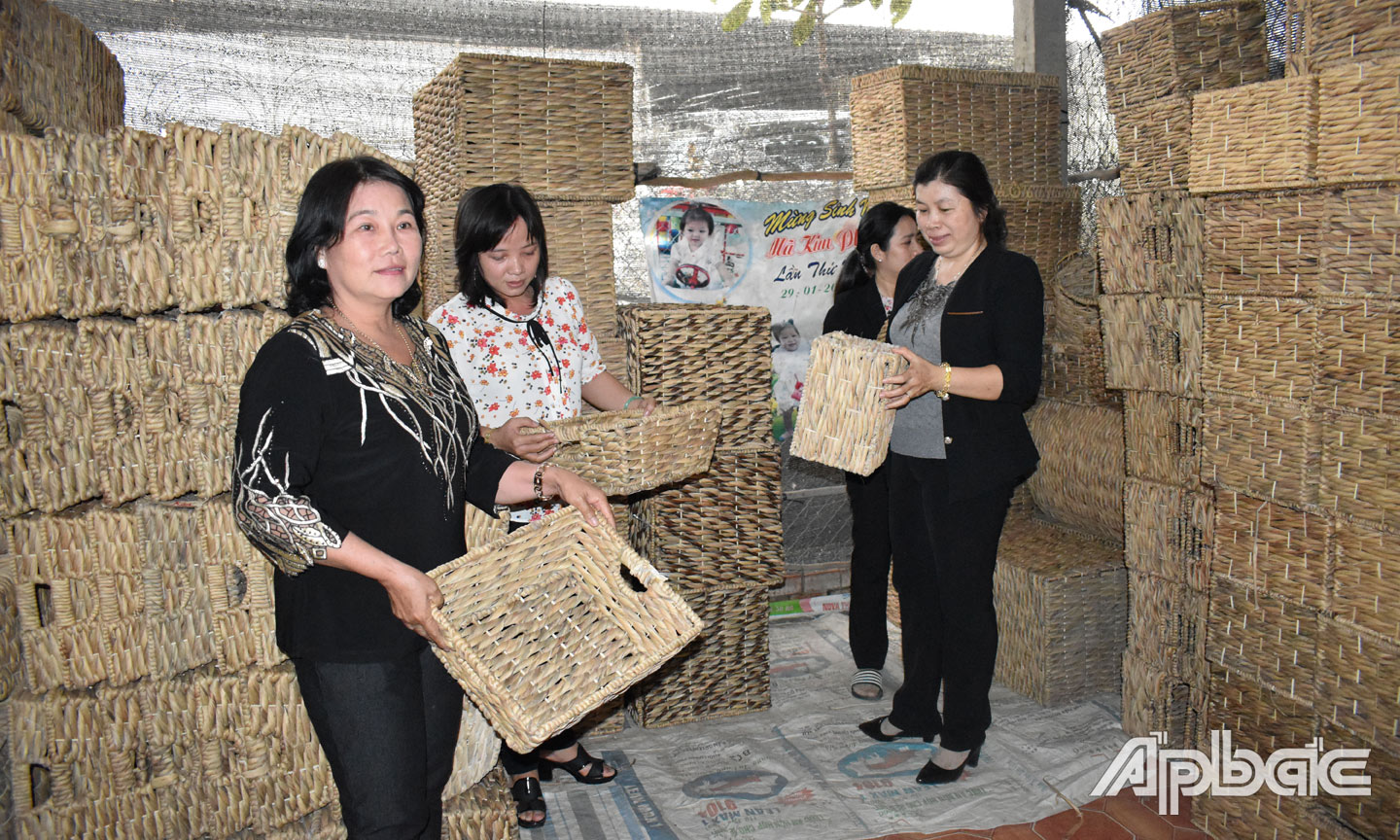 Tiền Giang: Phát huy vai trò phụ nữ trong phát triển kinh tế tập thể