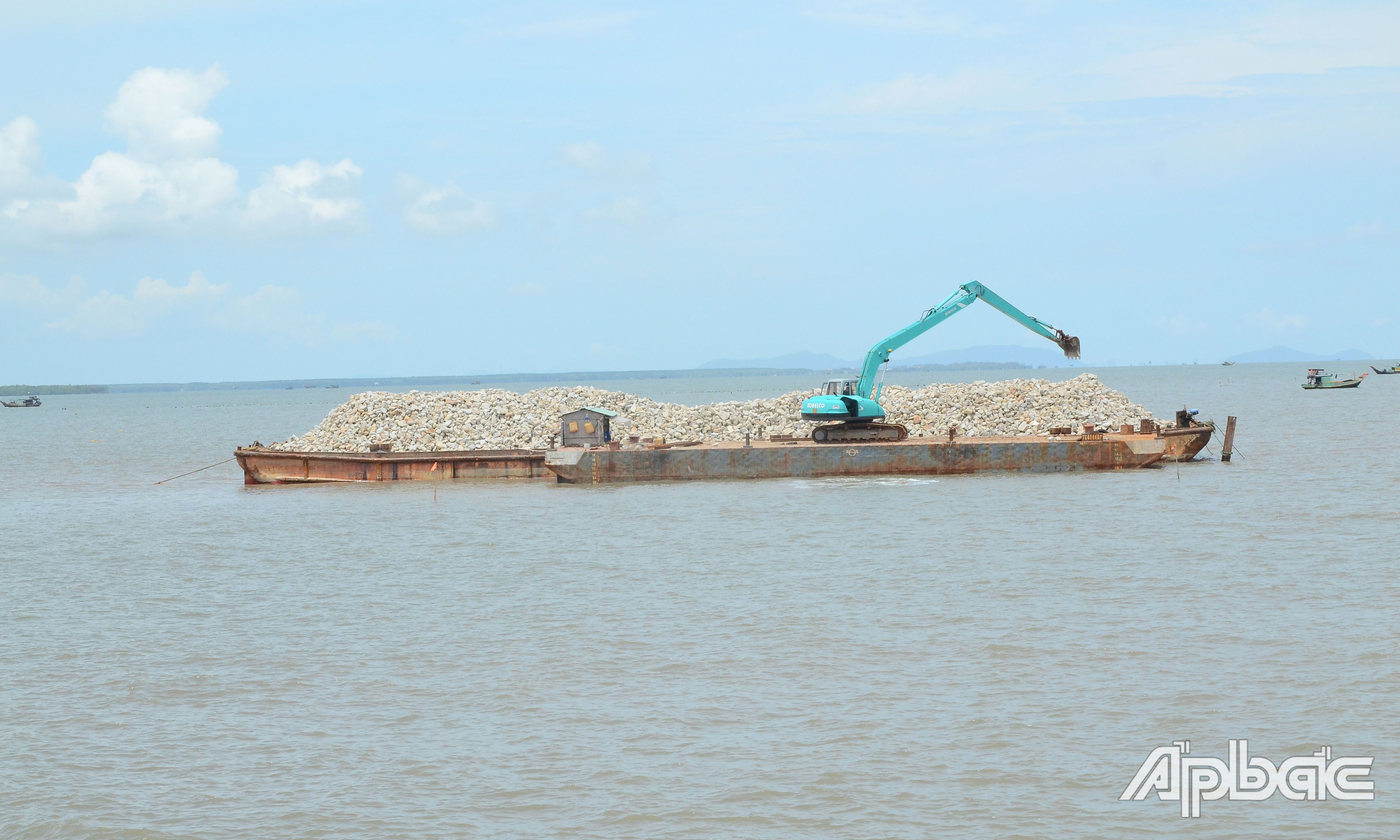 Tiền Giang: Thi công trở lại Dự án Nâng cấp đê biển Gò Công giai đoạn 2 Tiền Giang: Thi công trở lại Dự án Nâng cấp đê biển Gò Công giai đoạn 2