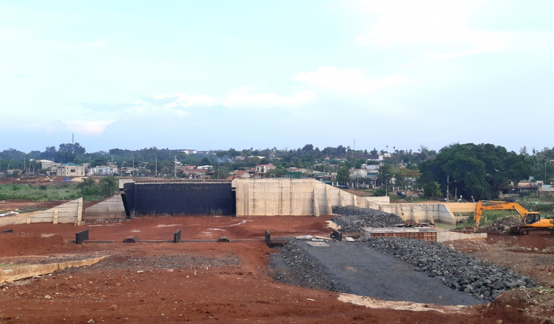 Đắk Lắk: Điều chuyển hơn 1.527 tỷ đồng vốn đầu tư công năm 2022 sang năm 2023 Dự án Hồ thủy lợi Ea Tam (TP. Buôn Ma Thuột) đang trong giai đoạn hoàn thiện. (Ảnh minh họa)