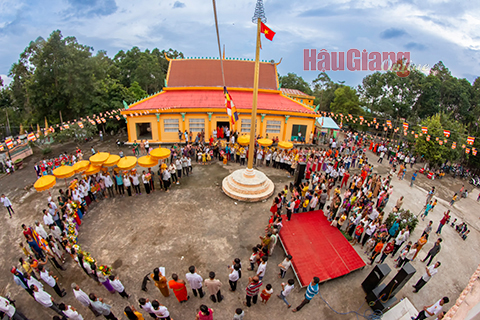 Giữ gìn nét văn hóa đẹp trong đời sống đồng bào Khmer