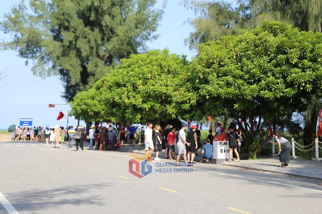 Quảng Ninh: Hấp dẫn du lịch hè ở TP Móng Cái