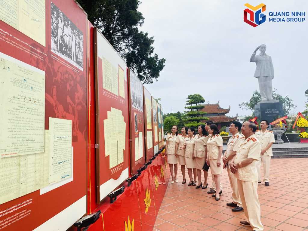 Quảng Ninh: Khai thác giá trị văn hóa để thu hút du khách Quảng Ninh: Khai thác giá trị văn hóa để thu hút du khách