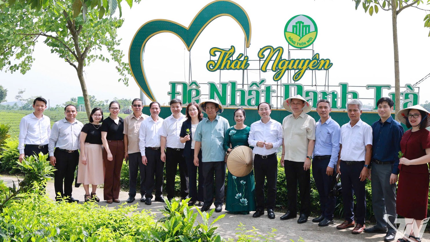 Tăng cường hợp tác phát triển du lịch, nông nghiệp giữa Thái Nguyên và Luông Pha Băng