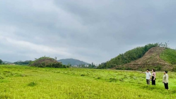 Quảng Ninh: Vân Đồn người dân khổ vì dự án “treo”