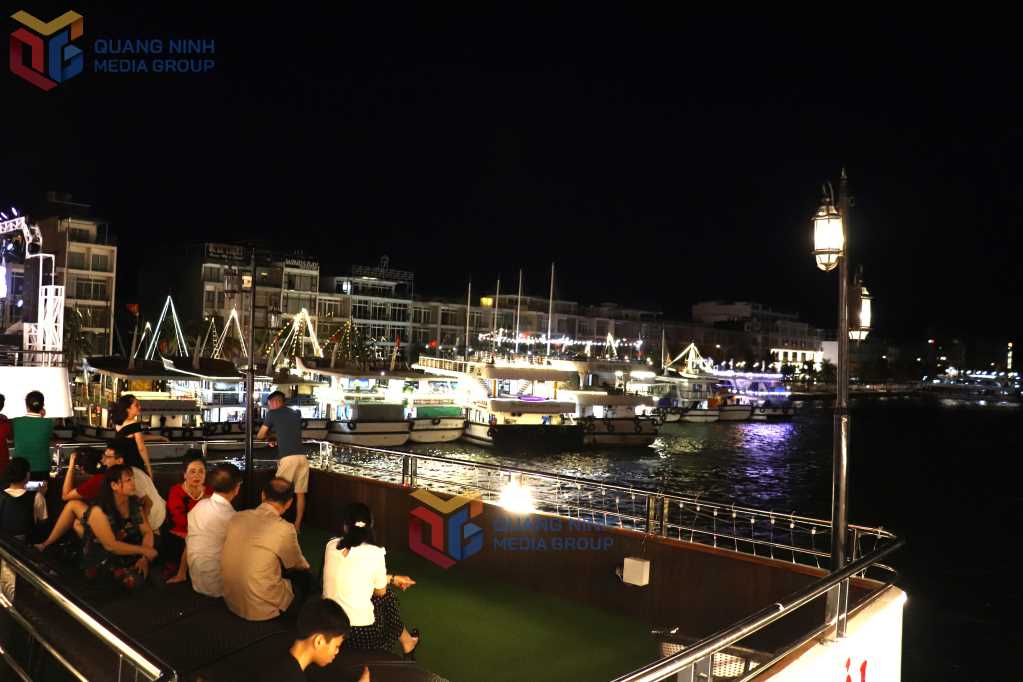 Quảng Ninh: Hút khách từ sản phẩm du lịch biển đảo mới Quảng Ninh: Hút khách từ sản phẩm du lịch biển đảo mới