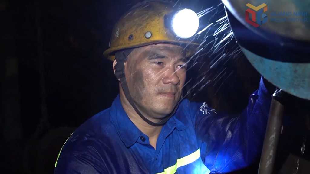 Quảng Ninh: Thấm đẫm mồ hôi và lòng yêu nghề Quảng Ninh: Thấm đẫm mồ hôi và lòng yêu nghề