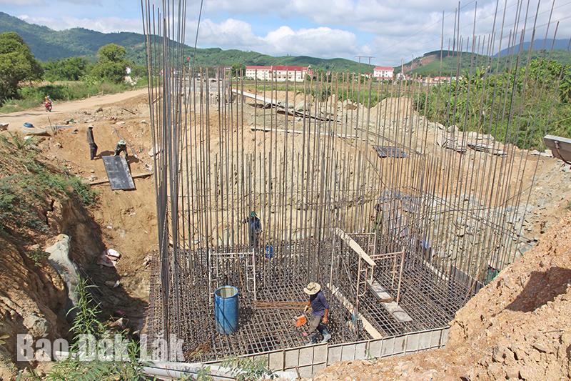 Đắk Lắk: Huyện M’Drắk giao thông “mở lối” để thoát nghèo Đắk Lắk: Huyện M’Drắk giao thông “mở lối” để thoát nghèo