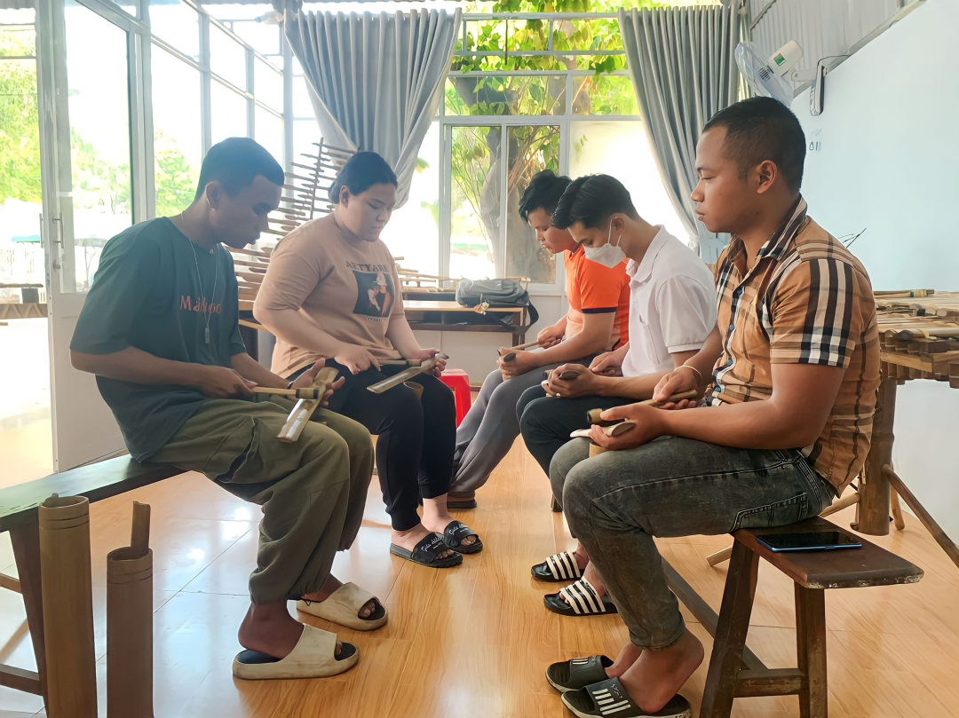 Đắk Lắk: Đưa âm nhạc dân gian Tây Nguyên vào giảng đường