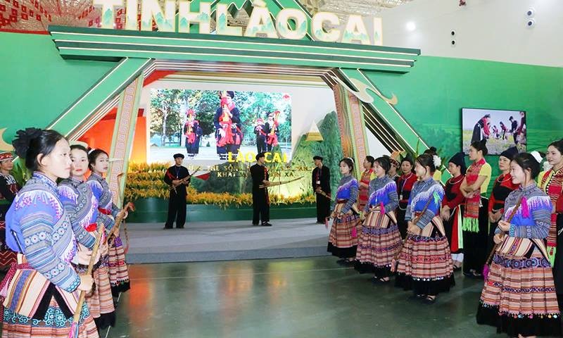 Lào Cai sẵn sàng cho Triển lãm thành tựu Đất nước Lào Cai sẵn sàng cho Triển lãm thành tựu Đất nước