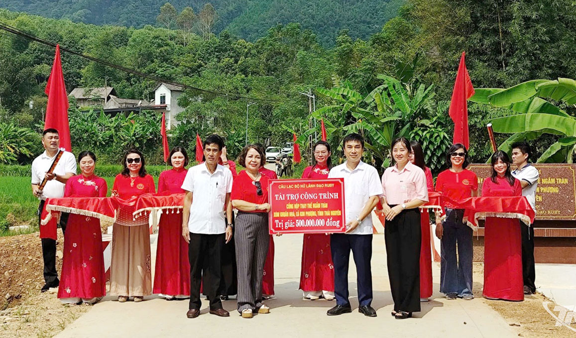 Thái Nguyên: Cây cầu nối bờ vui ở Khuân Nhà