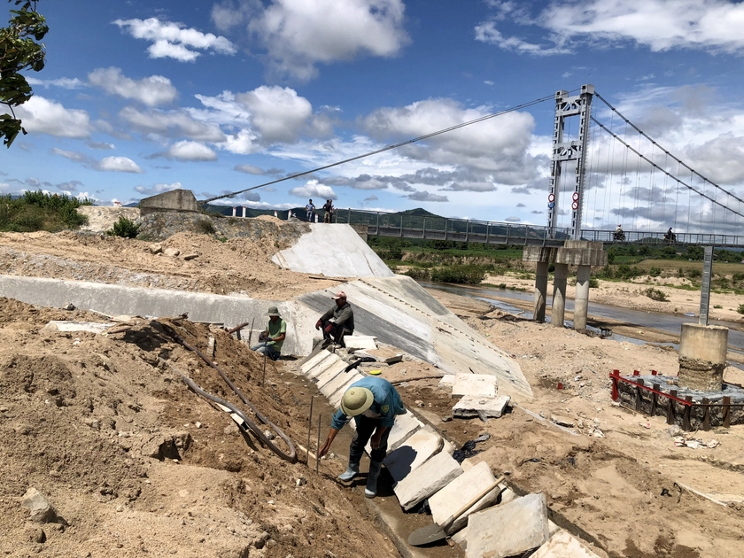 Krông Pa đẩy nhanh tiến độ các công trình trọng điểm ảnh 2