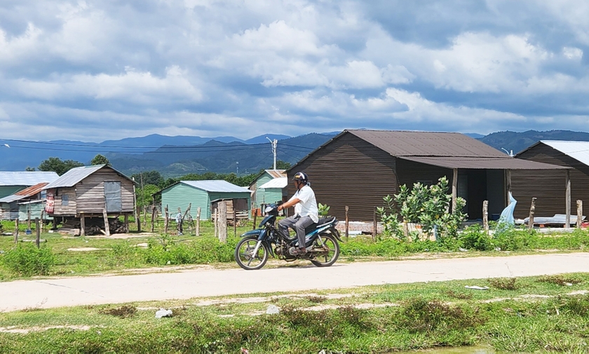 Gia Lai: Đổi thay ở những ngôi làng tái định cư  ảnh 1
