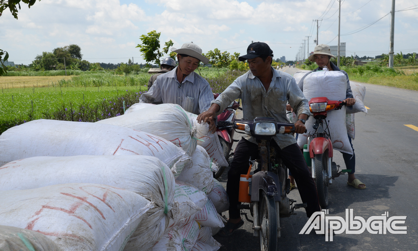 Tiền Giang: Câu chuyện "bẻ kèo" Tiền Giang: Câu chuyện "bẻ kèo"