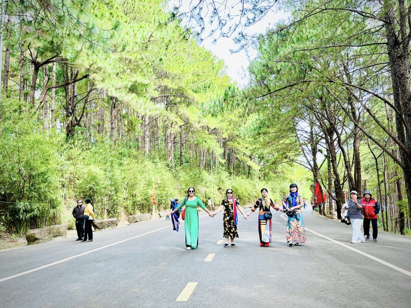 Gia Lai có những điều kiện đặc trưng rất độc đáo, có tính khác biệt và phù hợp với xu thế phát triển du lịch bền vững hiện nay. Ảnh: Trần Dung ảnh 4 Gia Lai có những điều kiện đặc trưng rất độc đáo, có tính khác biệt và phù hợp với xu thế phát triển du lịch bền vững hiện nay. Ảnh: Trần Dung ảnh 4