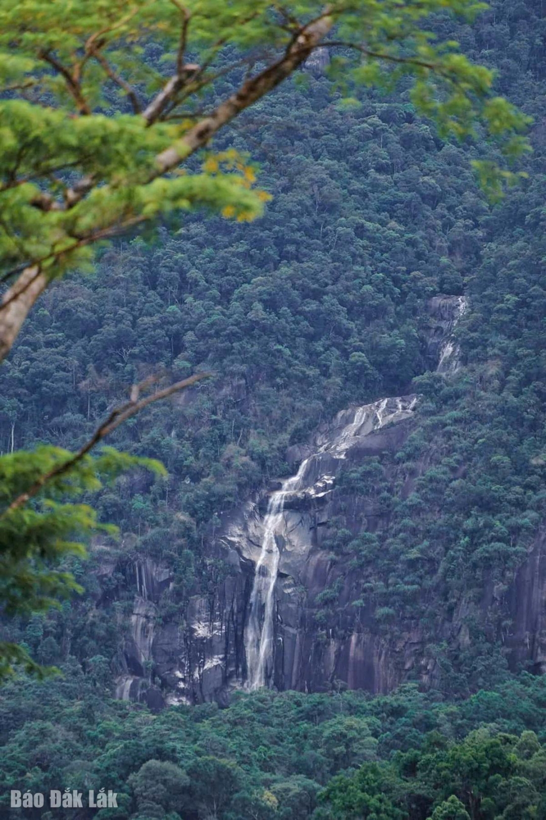 Đắk Lắk: Núi Vọng Phu - kiệt tác của thiên nhiên Đắk Lắk: Núi Vọng Phu kiệt tác của thiên nhiên