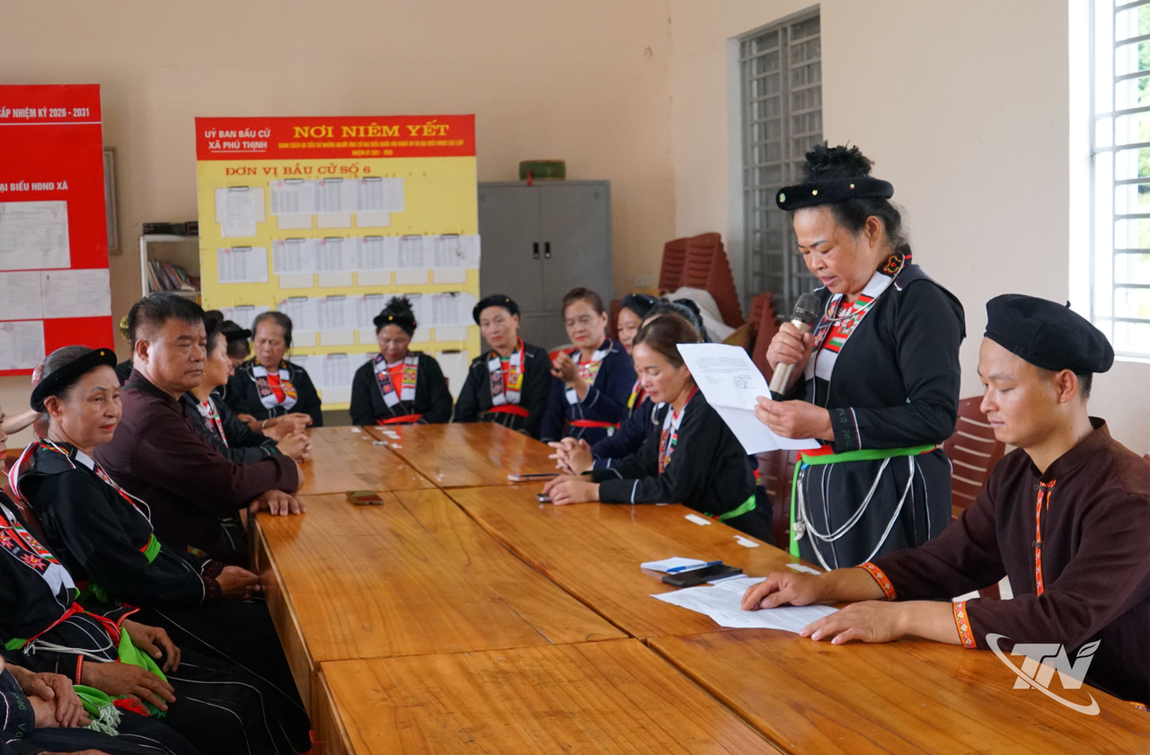 Tuyên Quang: "Giữ lửa" làn điệu Sấng Cọ ở Phú Thịnh