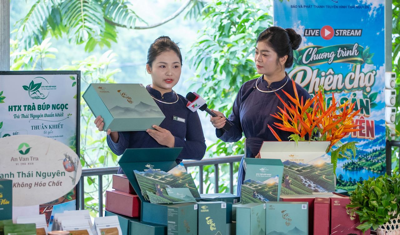 Thái Nguyên: Gần 3.000 đơn hàng được chốt tại Phiên chợ nông sản Thái Nguyên: Gần 3.000 đơn hàng được chốt tại Phiên chợ nông sản