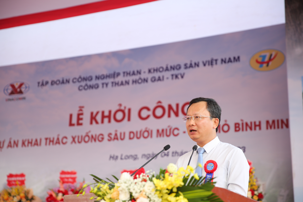 Quảng Ninh:Công ty Than Hòn Gai khởi công dự án khai thác xuống sâu dưới mức -220 mỏ Bình Minh Quảng Ninh:Công ty Than Hòn Gai khởi công dự án khai thác xuống sâu dưới mức -220 mỏ Bình Minh