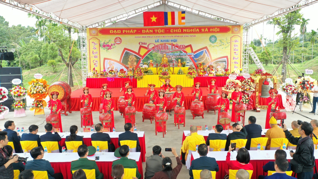 Quảng Ninh: Phát huy thế mạnh du lịch văn hóa tâm linh Quảng Ninh: Phát huy thế mạnh du lịch văn hóa tâm linh