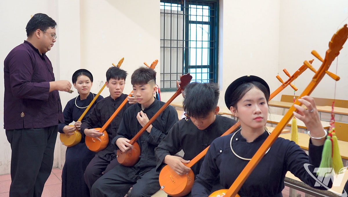 Thái Nguyên: Nơi di sản Then thăng hoa cùng Gen Z Thái Nguyên: Nơi di sản Then thăng hoa cùng Gen Z