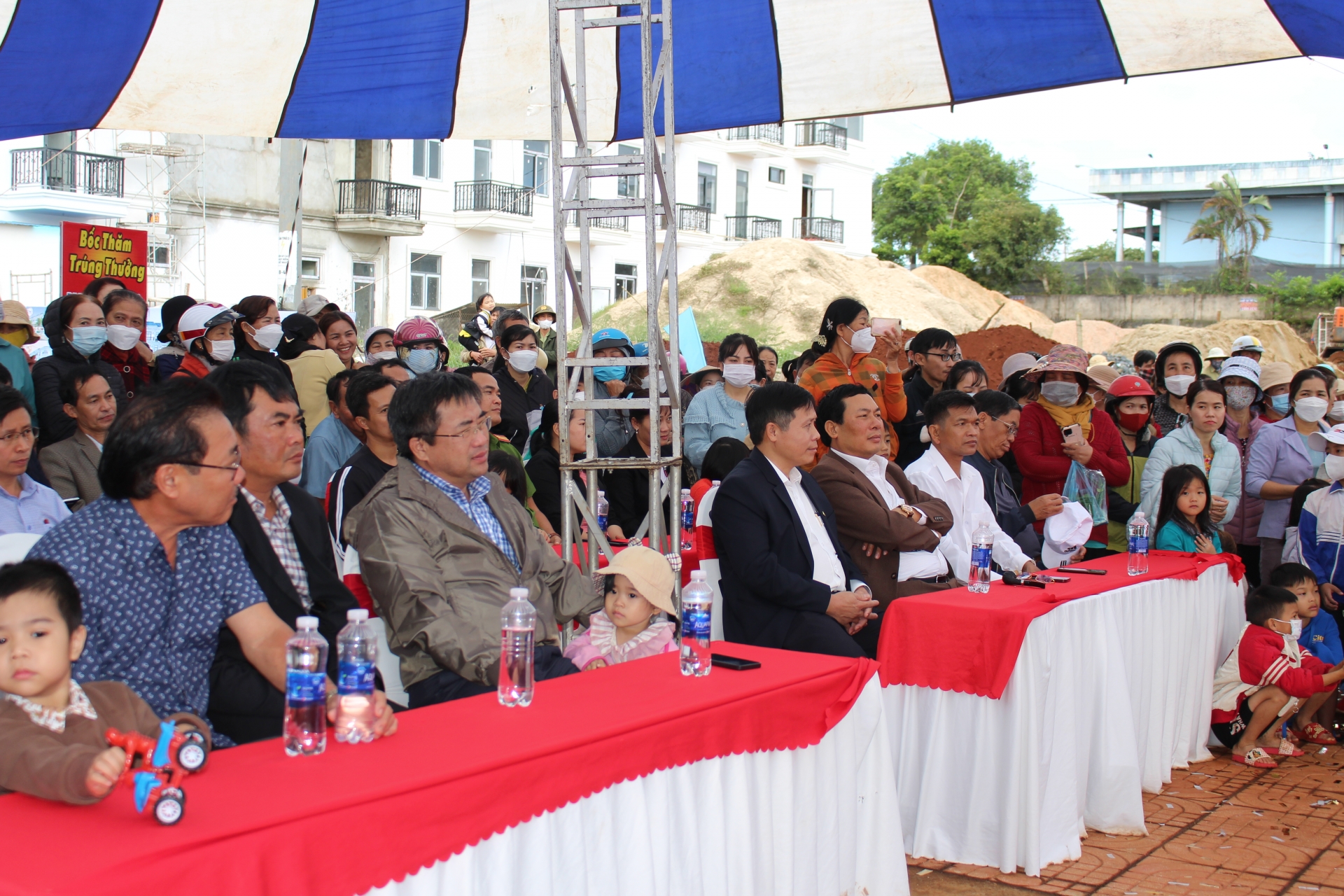 Đắk Lắk: Tái mở cửa hoạt động chợ Pơng Drang mới huyện Krông Búk Đắk Lắk: Tái mở cửa hoạt động chợ Pơng Drang mới huyện Krông Búk