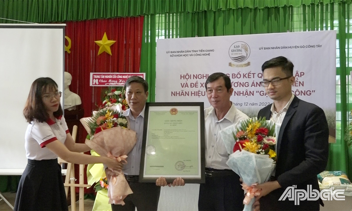 Tiền Giang: Công bố kết quả tạo lập nhãn hiệu chứng nhận