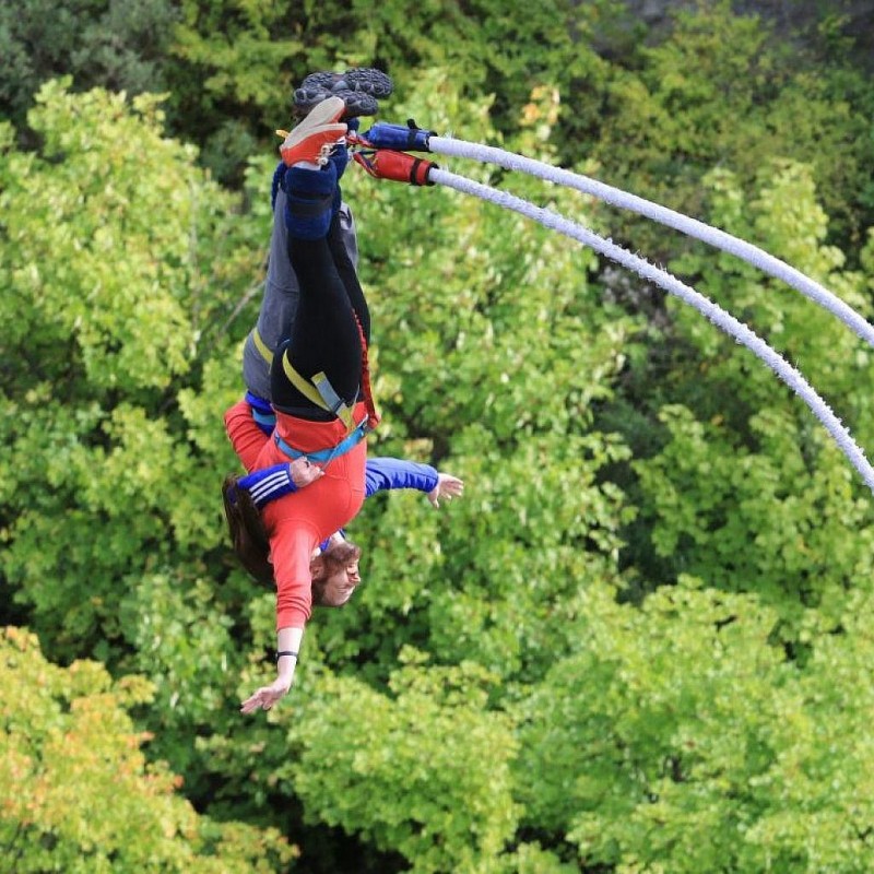 Cầu kính Rồng Mây: Ngỡ ngàng trước bức tranh non nước hữu tình Cầu kính Rồng Mây: Ngỡ ngàng trước bức tranh non nước hữu tình