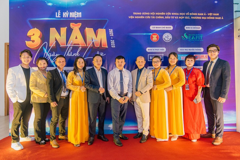 Khẳng định vai trò sứ mạng phát triển cộng đồng doanh nghiệp trong thời đại công nghệ số Khẳng định vai trò sứ mạng phát triển cộng đồng doanh nghiệp trong thời đại công nghệ số