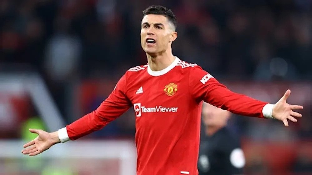 Cristiano Ronaldo nổi loạn nghỉ tập để đòi rời khỏi Man Utd Cristiano Ronaldo nổi loạn nghỉ tập để đòi rời khỏi Man Utd