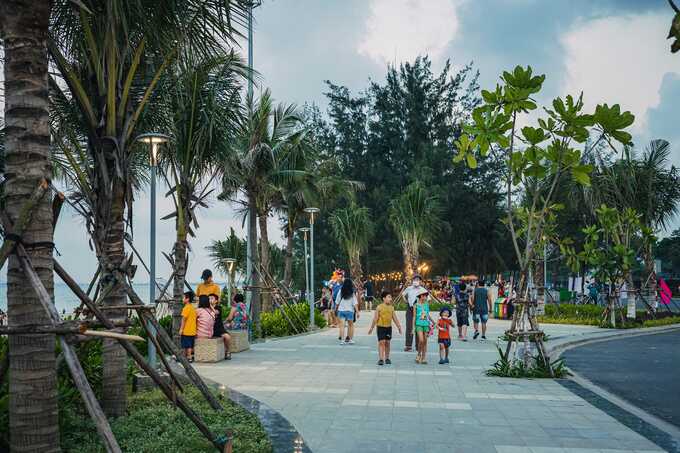 Phát triển du lịch đồng hành với bảo vệ môi trường