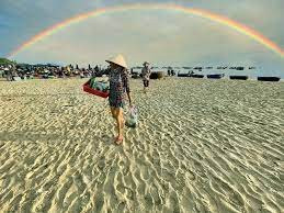 Quảng Nam: Phối hợp làm sạch môi trường bờ biển đoạn qua xã Tam Tiến, huyện Núi Thành